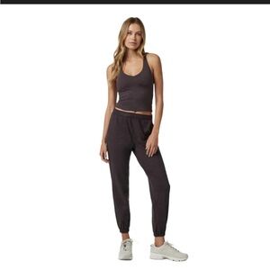 Vuori Women’s Boyfriend Jogger in Java Size S